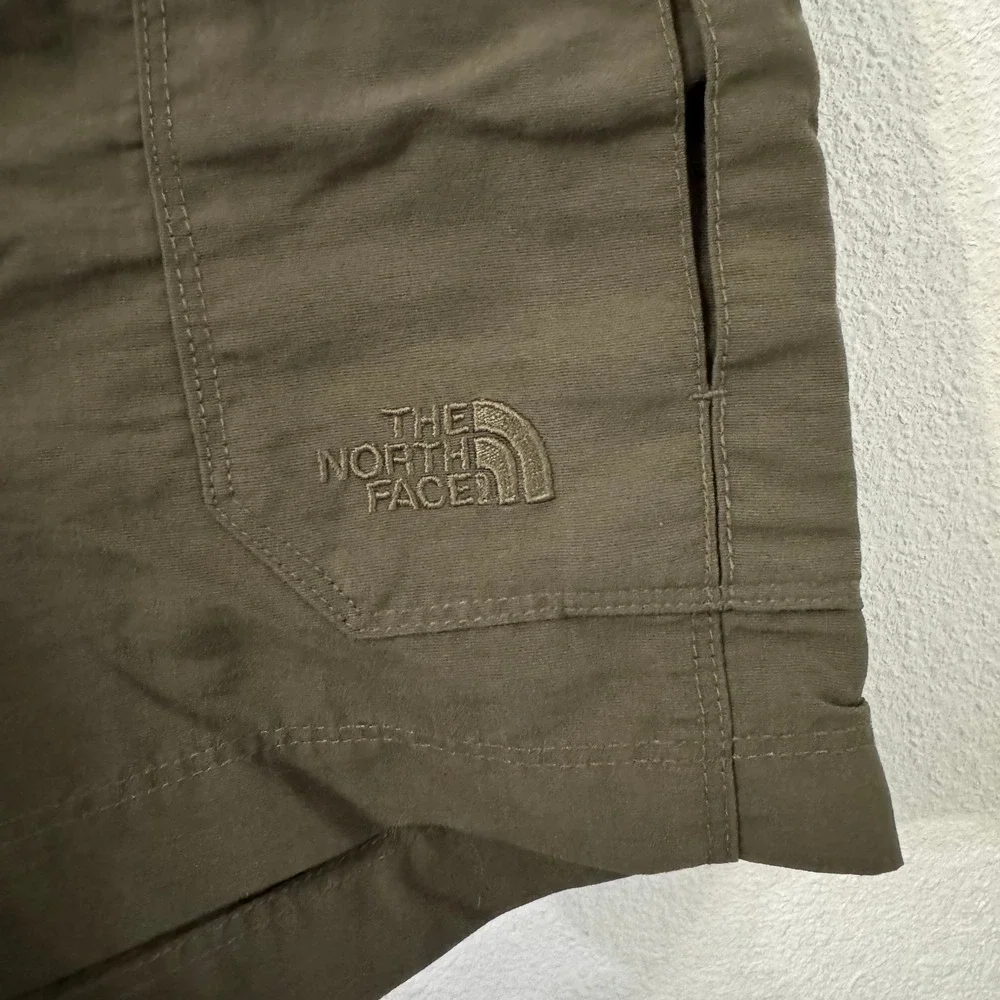 The North Face Shorts Mens S Olive Green‎ Nylon Cargo Hiking Gorpcore Outdoor